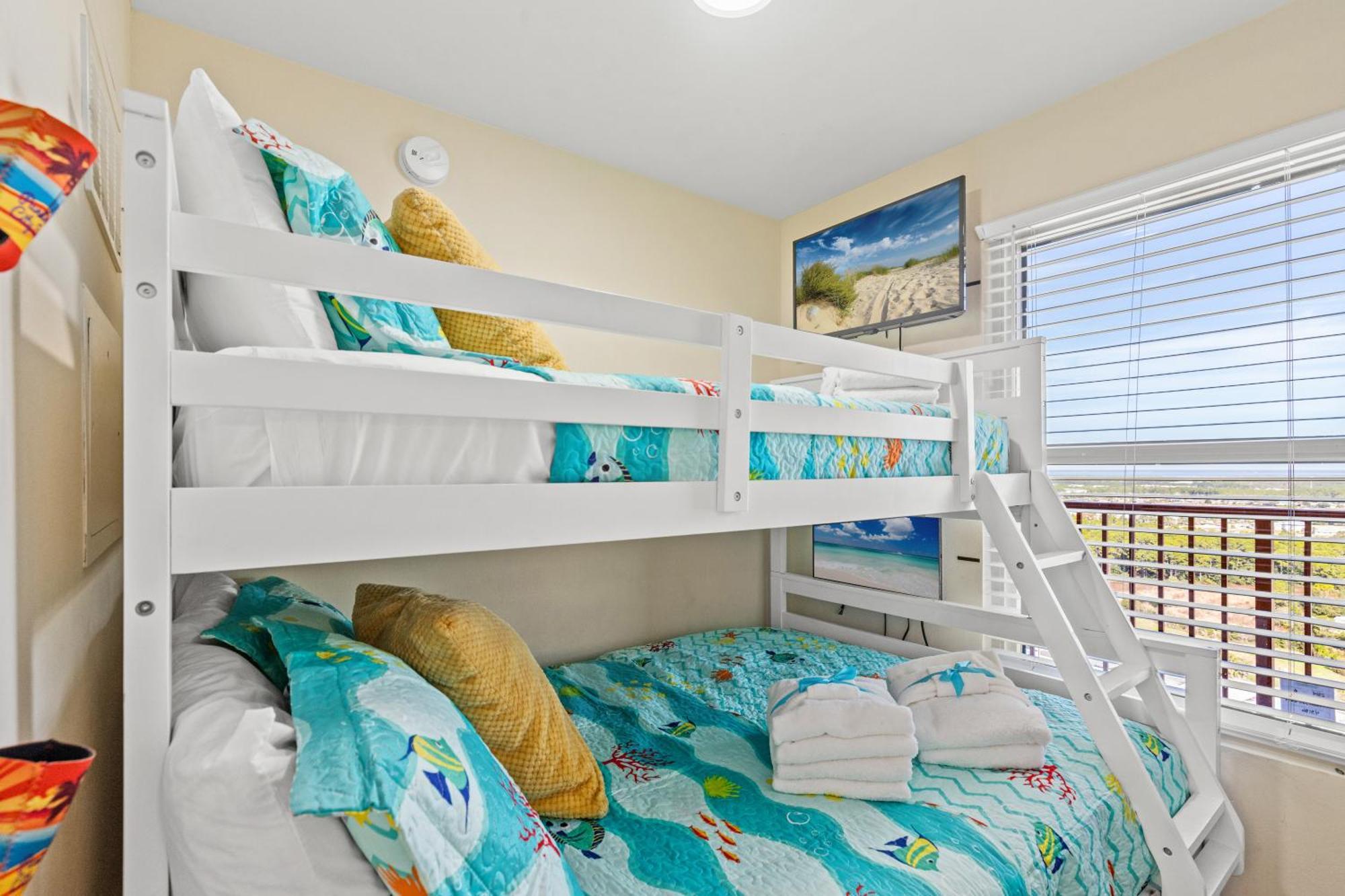 Penthouse With Beautiful Beach Views! 1 Bedroom, 2 Bathroom Penthouse! Panama City Beach Dış mekan fotoğraf